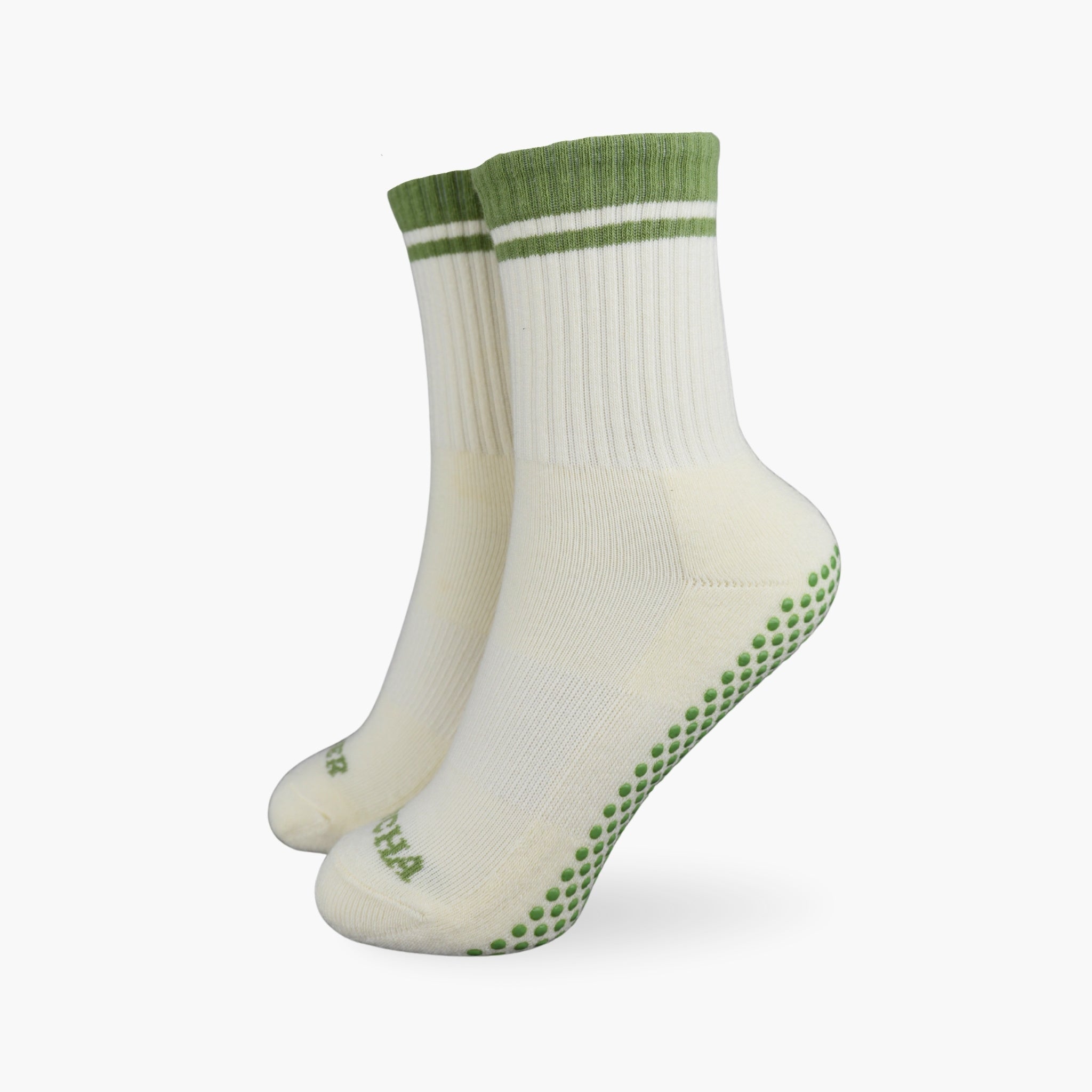 CASALEO Grip Socken in Oatmilk Weiß mit MATCHA LOVER Schrift in Grün, optimal für Pilates, Yoga und Barre