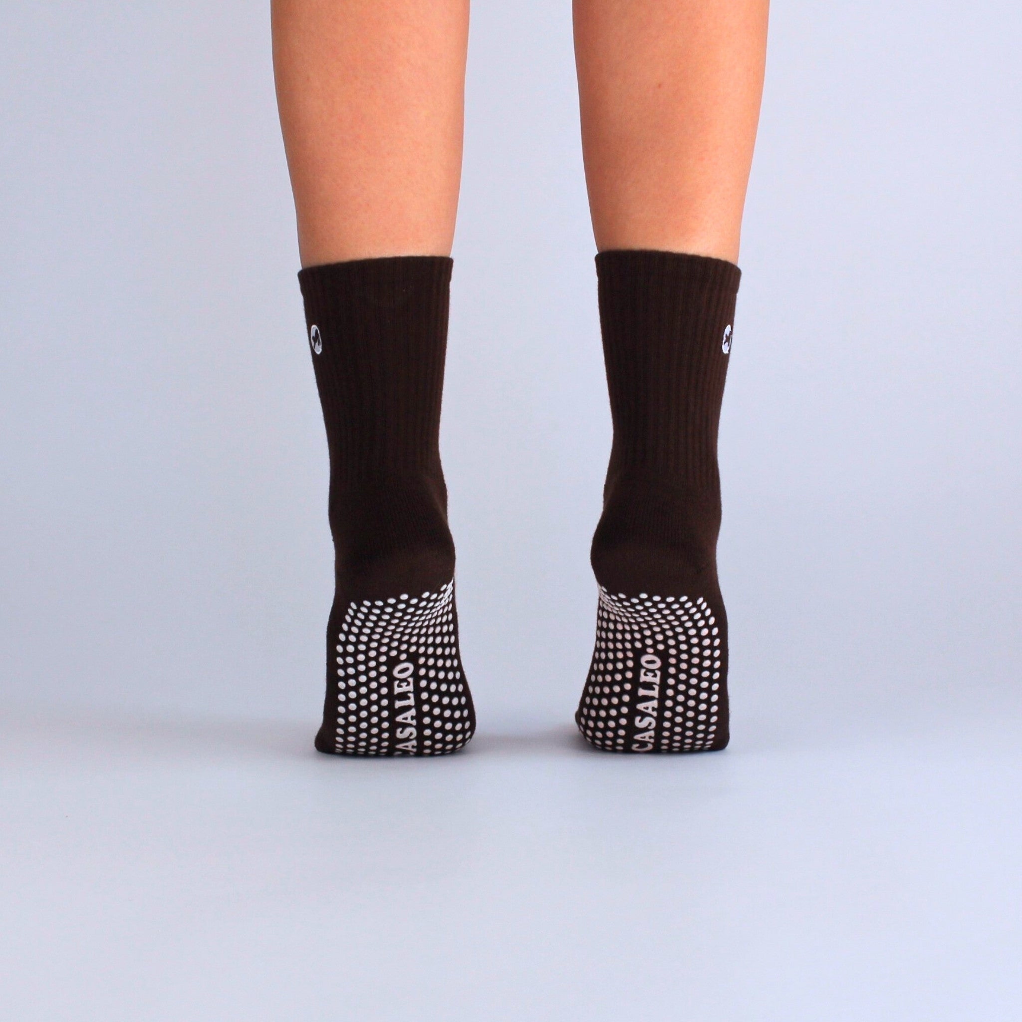 CASALEO Grip Socken in Espresso Braun, optimal für Pilates, Yoga und Barre von hinten