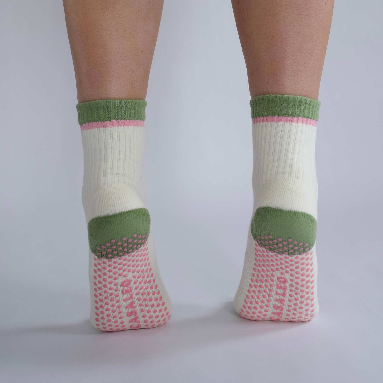 Pilates Socken in Weiß, Grün und Pink, Modell TRICOLOR