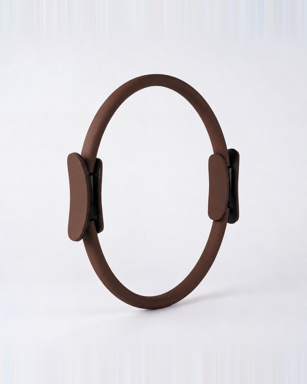 Pilates Ring von CASALEO in Chocolate Brown von der Seite #Farbe_Chocolate Brown